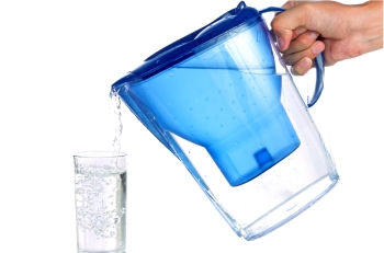 Как выбрать фильтр в квартиру? Фильтр-кувшин — самое простое и доступное решение для очистки воды дома.